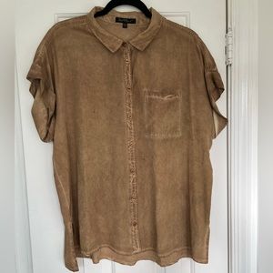 Velvet Heart light weight Button down shirt blouse women’s Size L